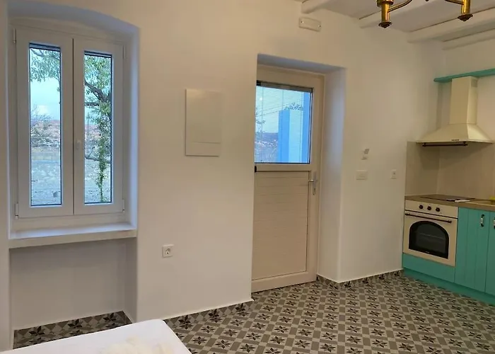 Holiday home Living In The Nature Zefiria