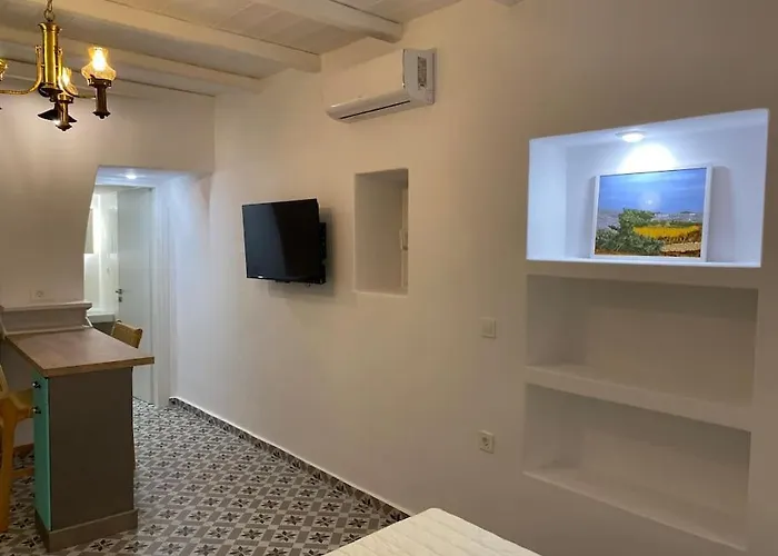 Living In The Nature Zefiria